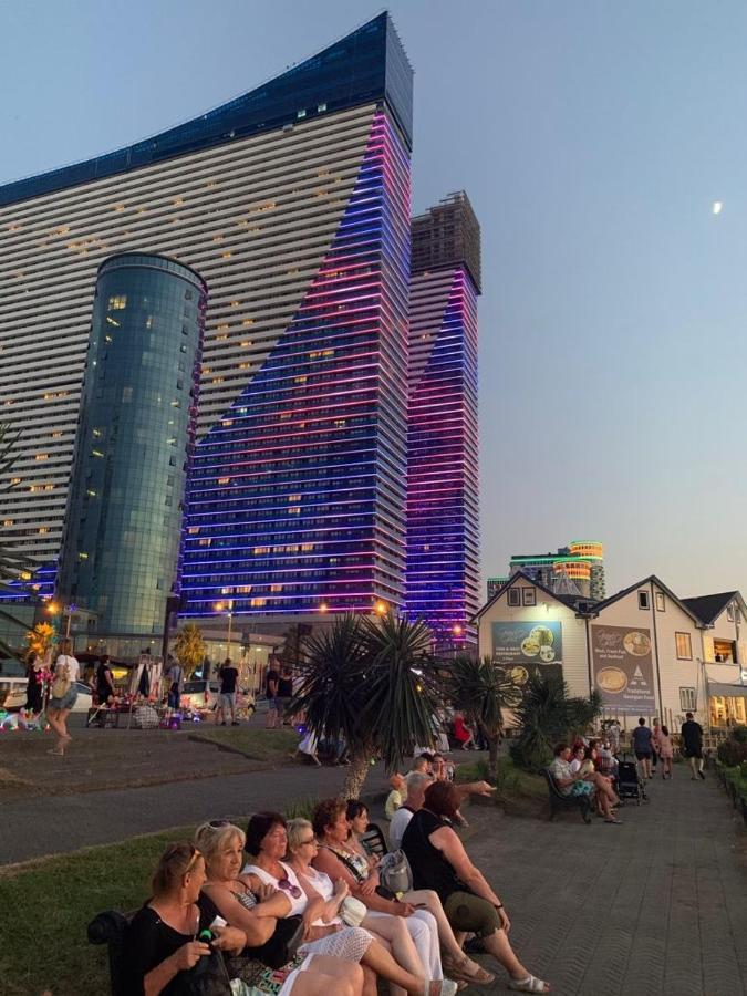 Orbi City Luxury Suit Batumi Eksteriør bilde